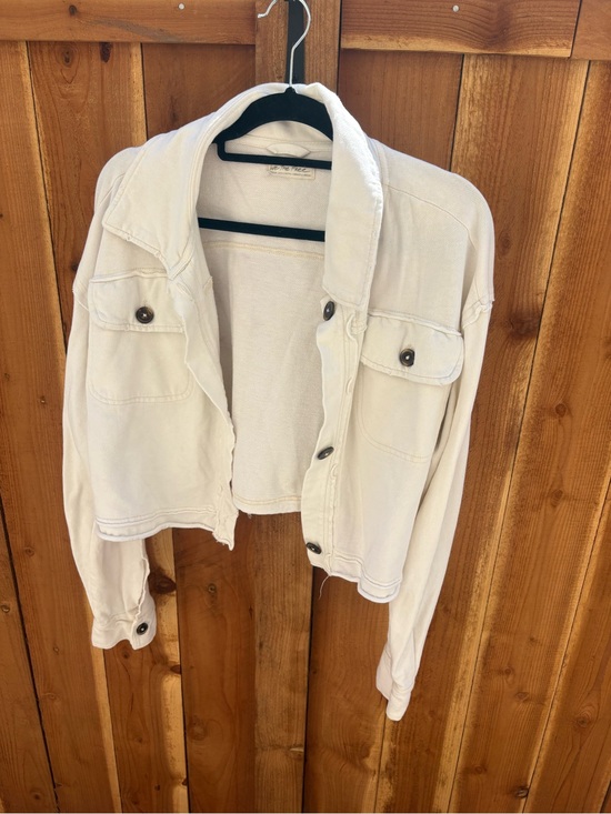 We The Free Jackets & Blazers - We The Free Off-White Cropped Jean Jacket